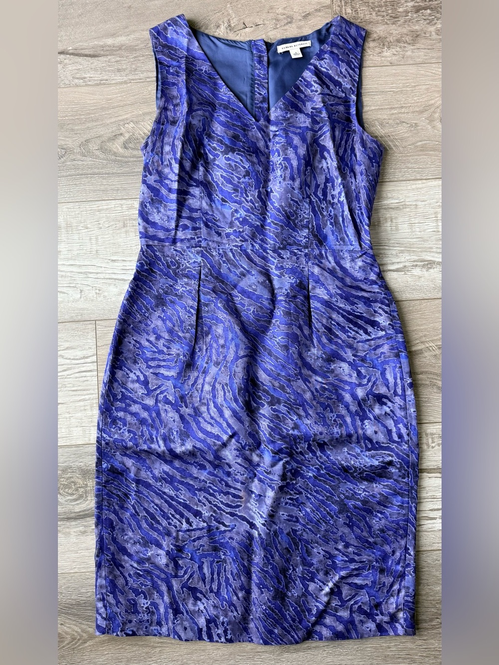 Banana Republic Blue Pattern Sheath Dress Size 6 Sleeveless V Neck